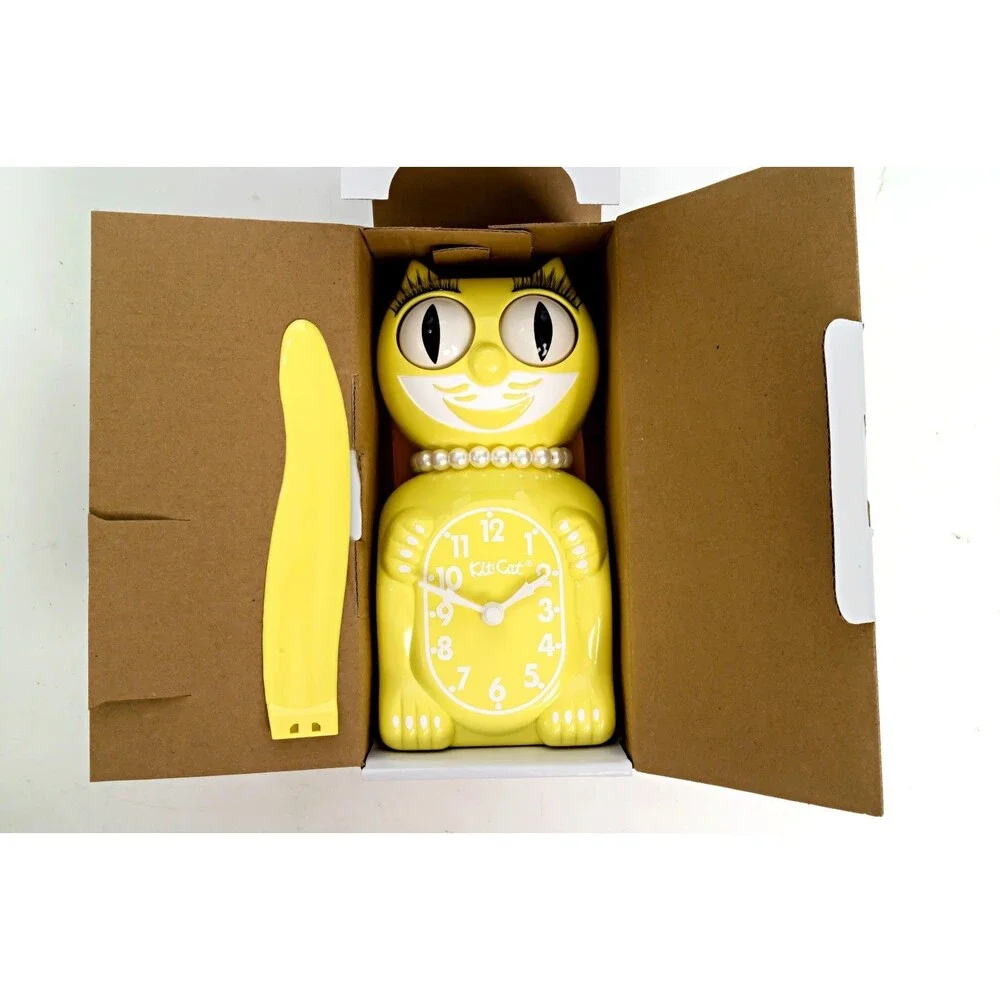 Spring Daffodil Lady Kit Cat Clock 15.5